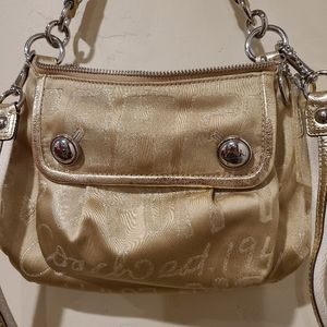 Coach Poppy Crossbody Bag in like New condition !